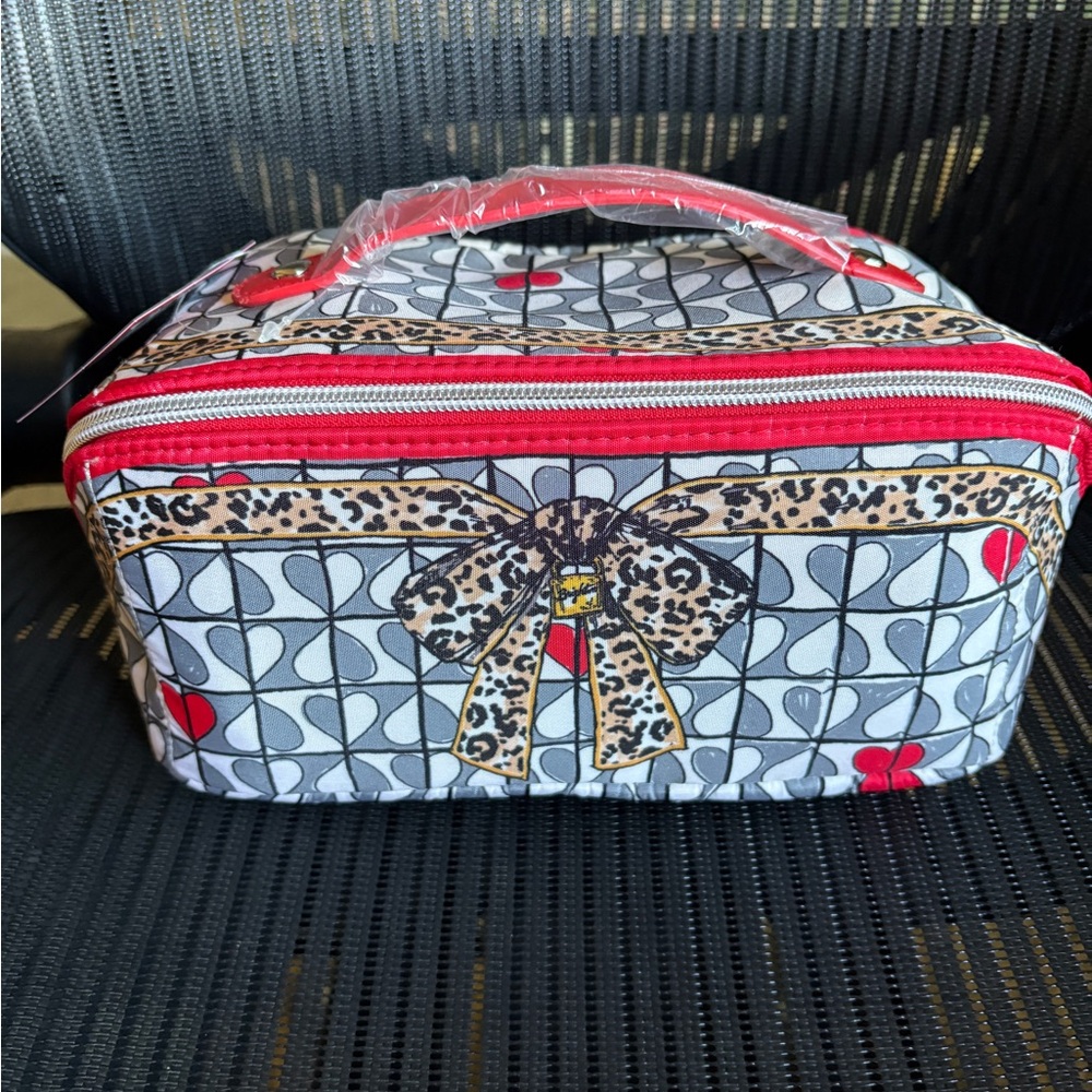 New Brighton zipper cosmetic bag